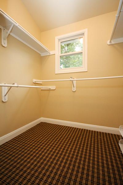 prescloset2w.jpg