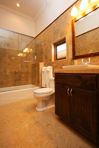 rm3bathw.jpg